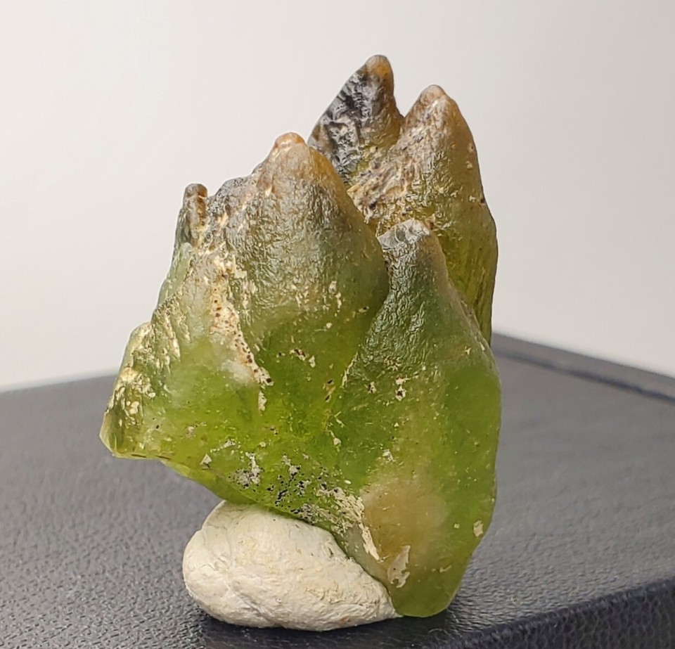 Peridot Cluster 8883 Carat Peridot Stone Specimens Peridot Crystal 