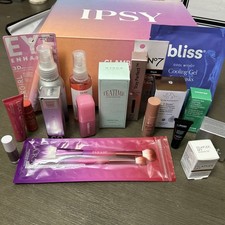 Ipsy Make-Up Mystery Make-Up Big Box Size 19 Pieces New
