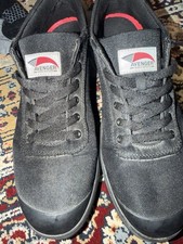 avenger work shoes black