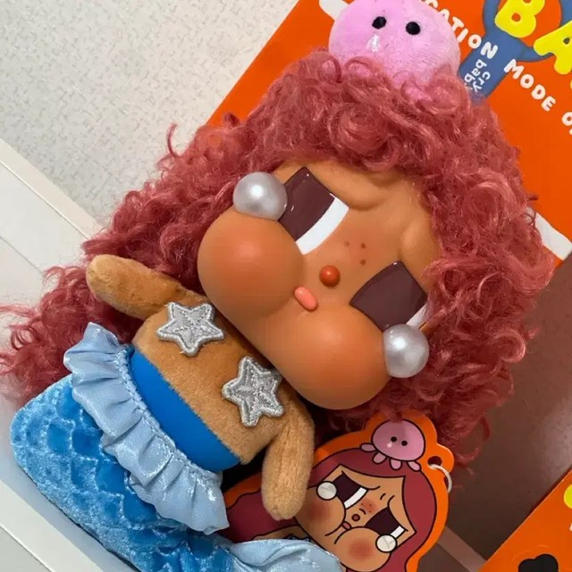 Secret Popmart Mermaid Vacation Diary Limited Edition Figure