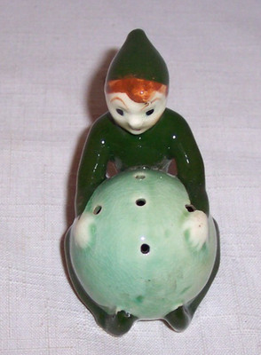 SINGLE Vintage 1950's Ceramic Green Elf Holding Ball Salt OR Pepper Shaker Pixie
