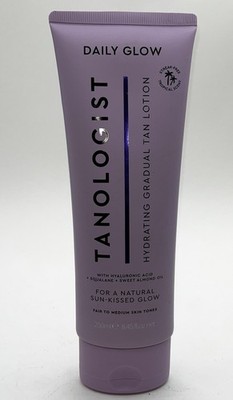 New TANOLOGIST DAILY GLOW Hydrating Gradual Tan Lotion Fair To Medium 8.45oz