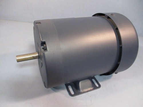 LEESON 1 HP, 1725rpm, 208-230/460V 3Ph, TEFC, 56H 110035.00 - Picture 6 of 7