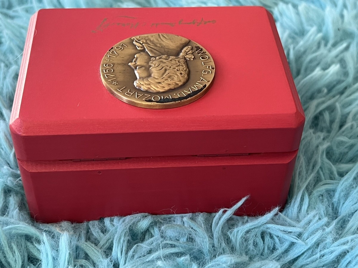 だ*る様 REUGE オルゴール Eine kleine Nachtmusik Vintage REUGE Switzerland Music Box Mozart Eine Kleine
