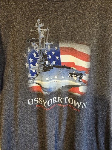 Mens Size Large Short Sleeve Tee Shirt USS Yorktown SC Battleship USA Unisex - Picture 10 of 10