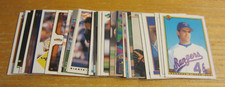 Robb Nen Lot of 33 Trading Cards w/1 ROOKIE MLB Rangers, Marlins, Giants