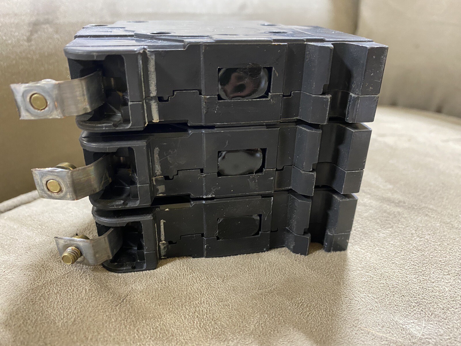 Square D EH34050 PlugIn Circuit Breaker 50A 480V 3P 3PH EH Used 50 AMP