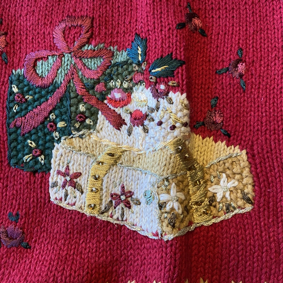 Suéter grande de vacaciones de Navidad Stitches in Time adornos grandes regalos árbol Foto 2 de 4