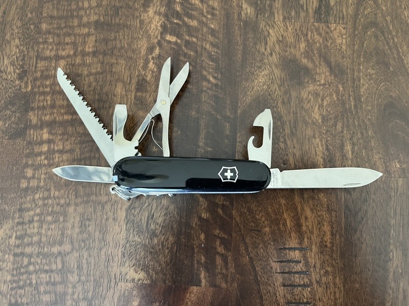 Victorinox Huntsman Swiss Army Knife, 15 Functions, Swiss Made Pocket Knife