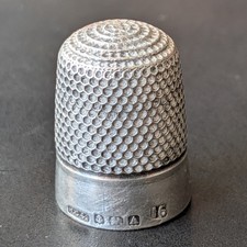 6.9g Sterling silver 1925 fully hallmarked thimble size 16 henry griffith & sons