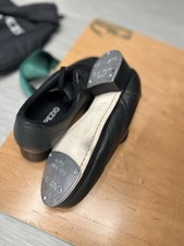 Capezio Tele Tone Tap Shoes Black Leather Women  s 9.5m