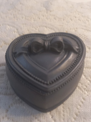Trinket Box W/ Bow Detail Dark Grey Resin Stash/Jewelry Box Neutral Cottagecore