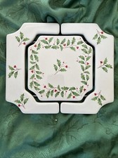 Lenox HOLIDAY 10" - 12" Expandable Trivet Christmas Holly Berry NEW