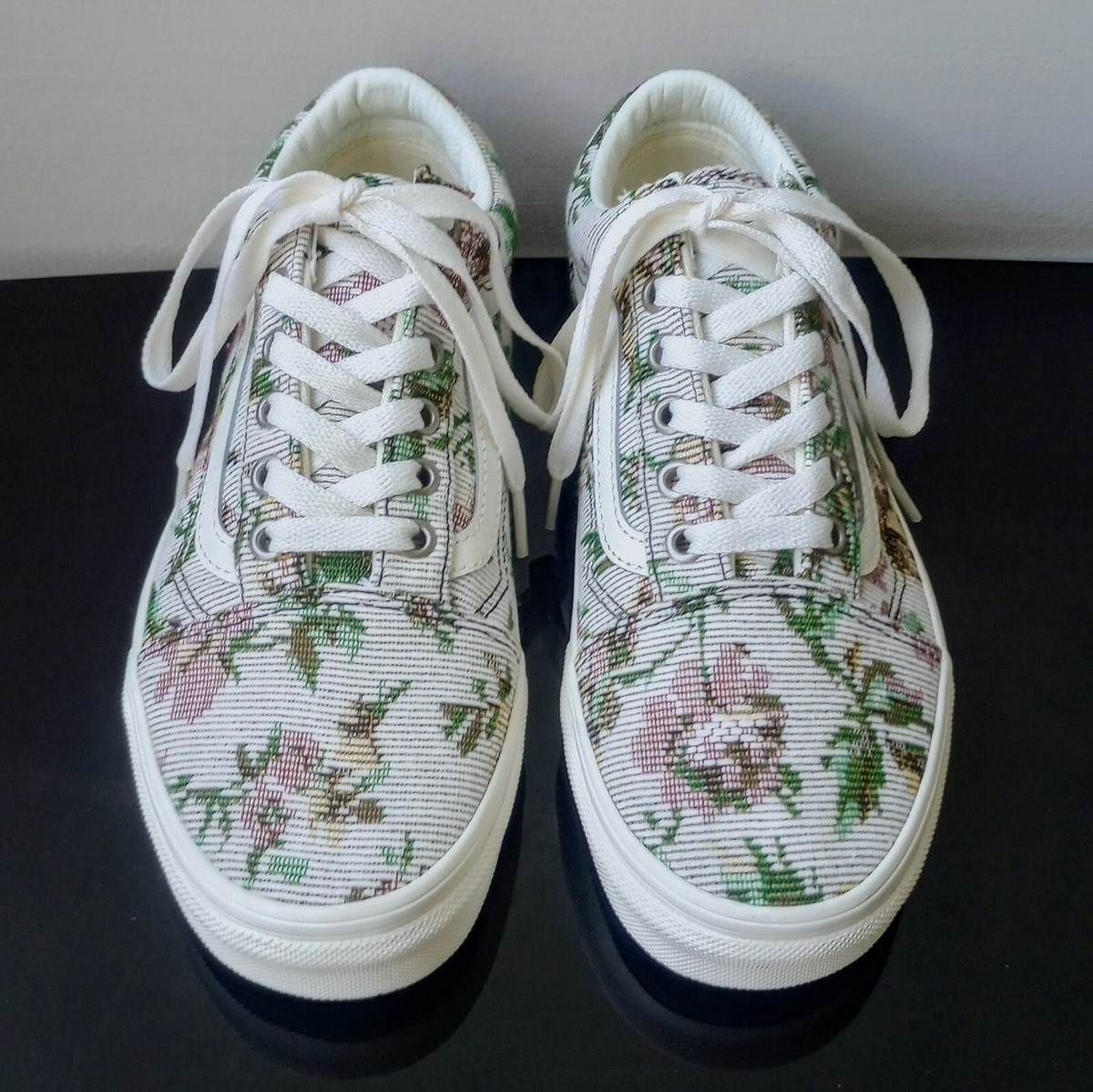 Vans Women's Old Skool Tapestry Canvas Sneaker in Adorable