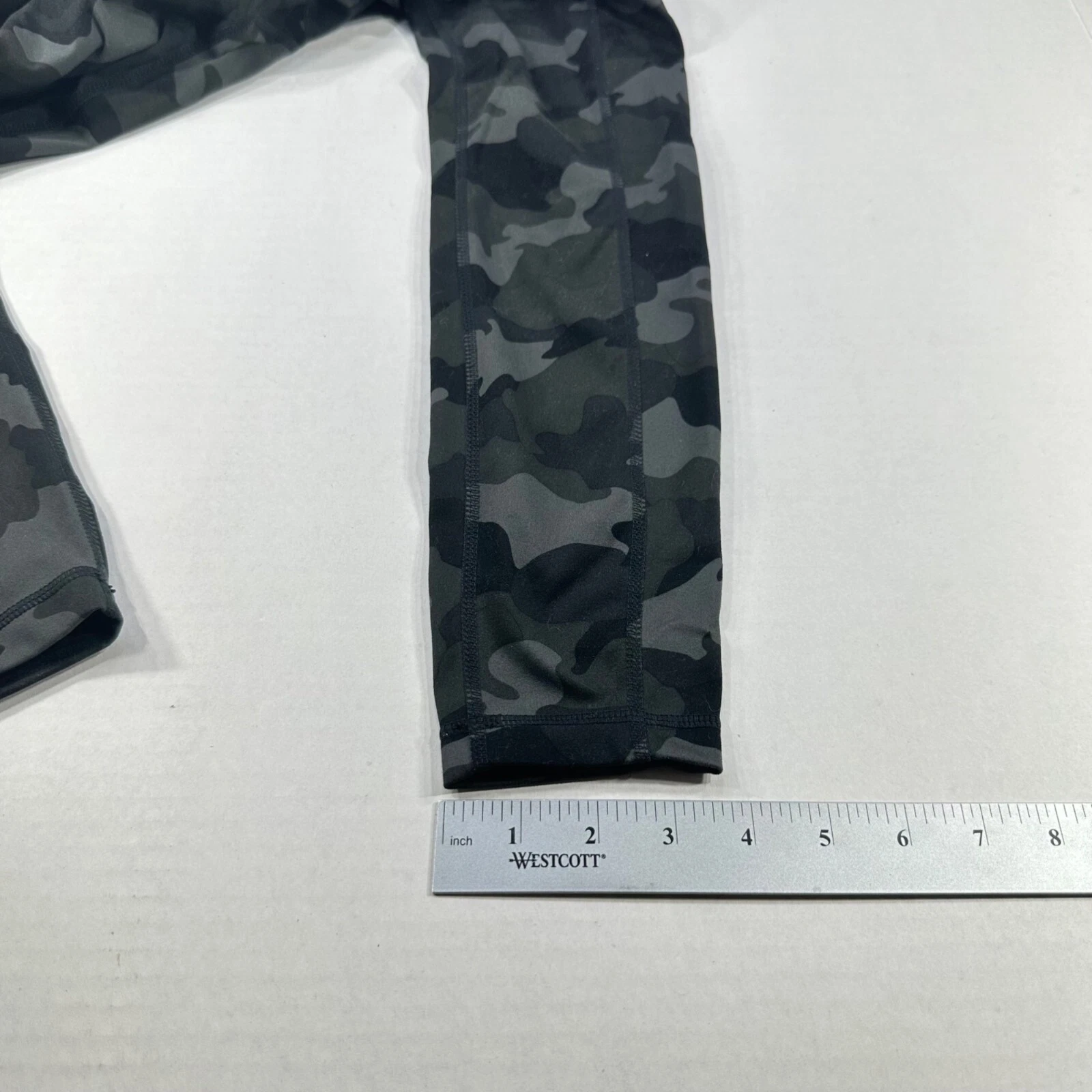 yogalicious lux camo high waist compression fit preowned leggings