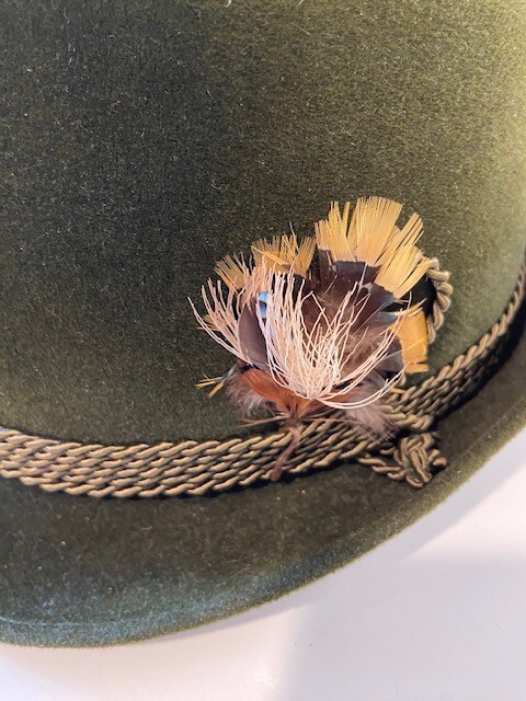 Picture 3 of 10