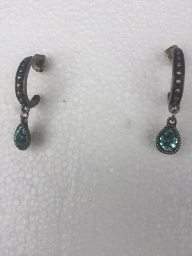 JUEGO DE COLLAR Y PENDIENTES ANTIGUOS DE CRISTAL DE DIAMANTES DE IMITACIÓN TONO DORADO - Imagen 4 de 7