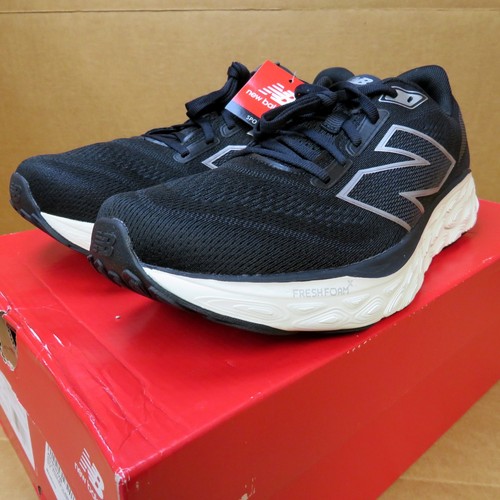New Balance 880 v14 Running Shoes (Men's Size 10.5 D)...Mostly Black Color - Picture 4 of 15