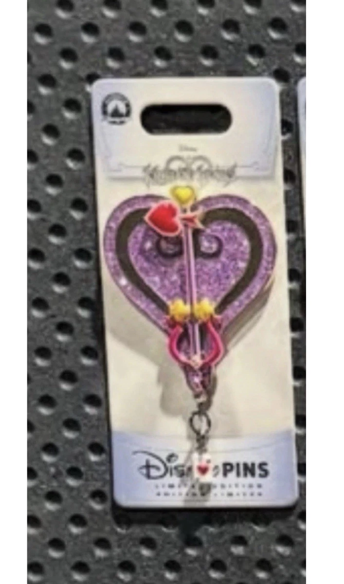 Disney Alice in Wonderland Contemporary Pins, Patches & Buttons