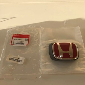 Genuine Honda Integra DC5 Type-R Rear Emblem Badge – OEM 75717-S6M-Z01 (Japan)