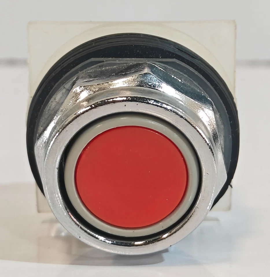 SCHNEIDER 9001KR1BH13 PUSHBUTTON OPERATOR BLACK 1NO/NC FREE FAST SHIPPING - Image 3 of 4