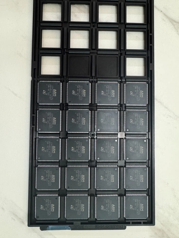 STM32H747IGT6 ARM Cortex-M7 216MHz MCU 1MB Flash LCD-TFT LQFP-176 1pc New - Image 2 of 2