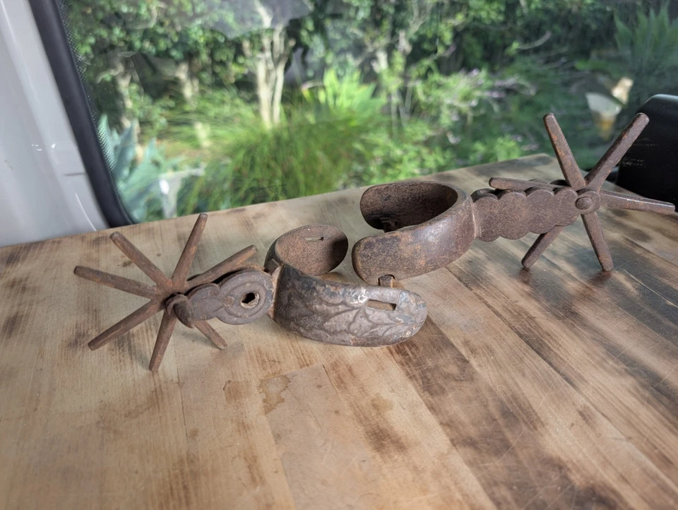 古董正品 19 世纪中期 - 19 世纪中期手工墨西哥 VAQUERO SPUR — 第 2/3 张图片