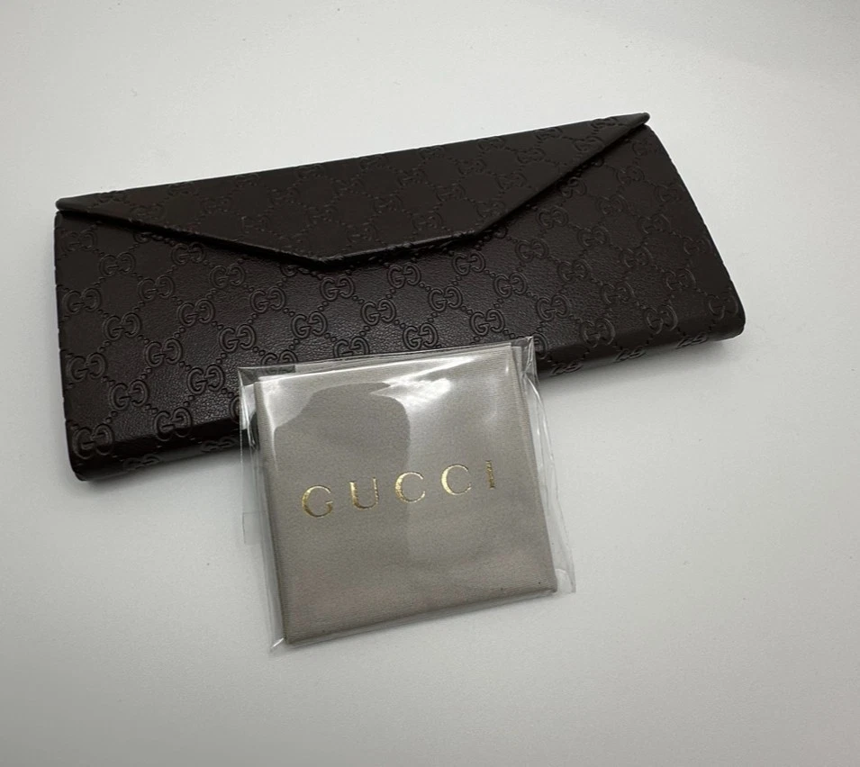 Подлинный складной чехол для очков/солнцезащитных очков Gucci GG Monogram + чистящая ткань — - Изображение 2 из 4