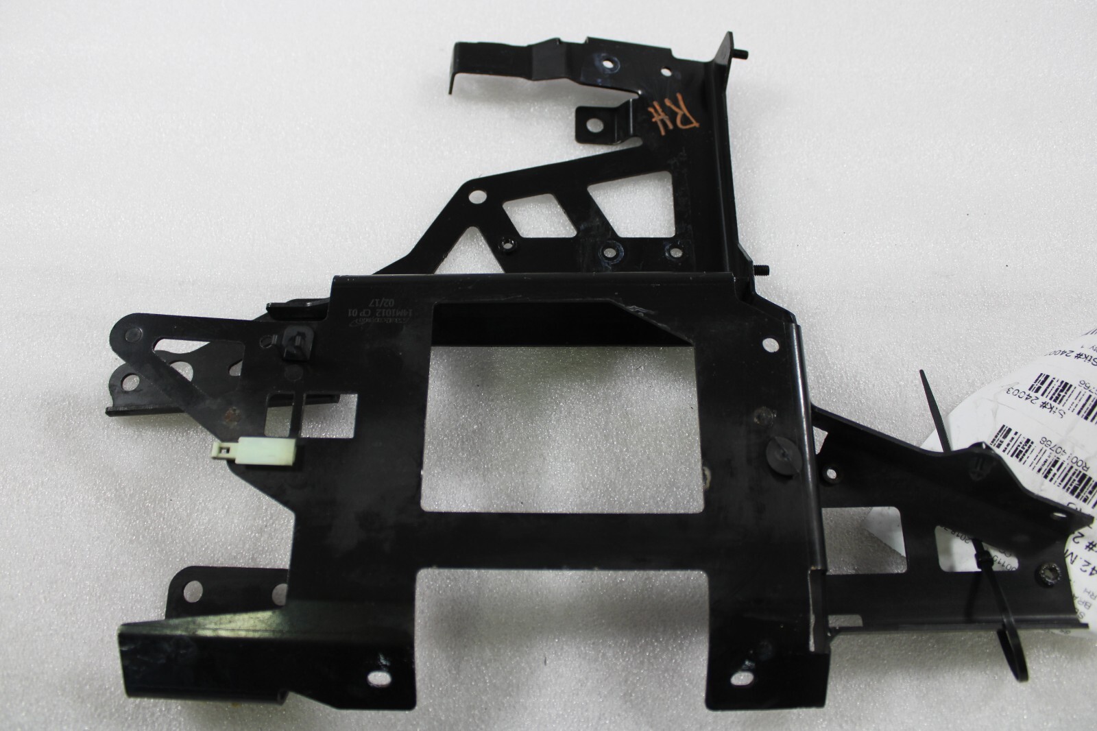 McLaren 720s, RH, Right, Lower Dash Bracket, Used, P/N 14M1012CP