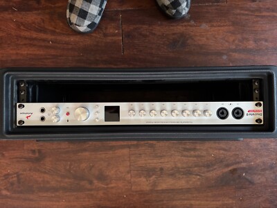 Antelope Audio Discrete 8 Pro Synergy Core w/ injection molded case