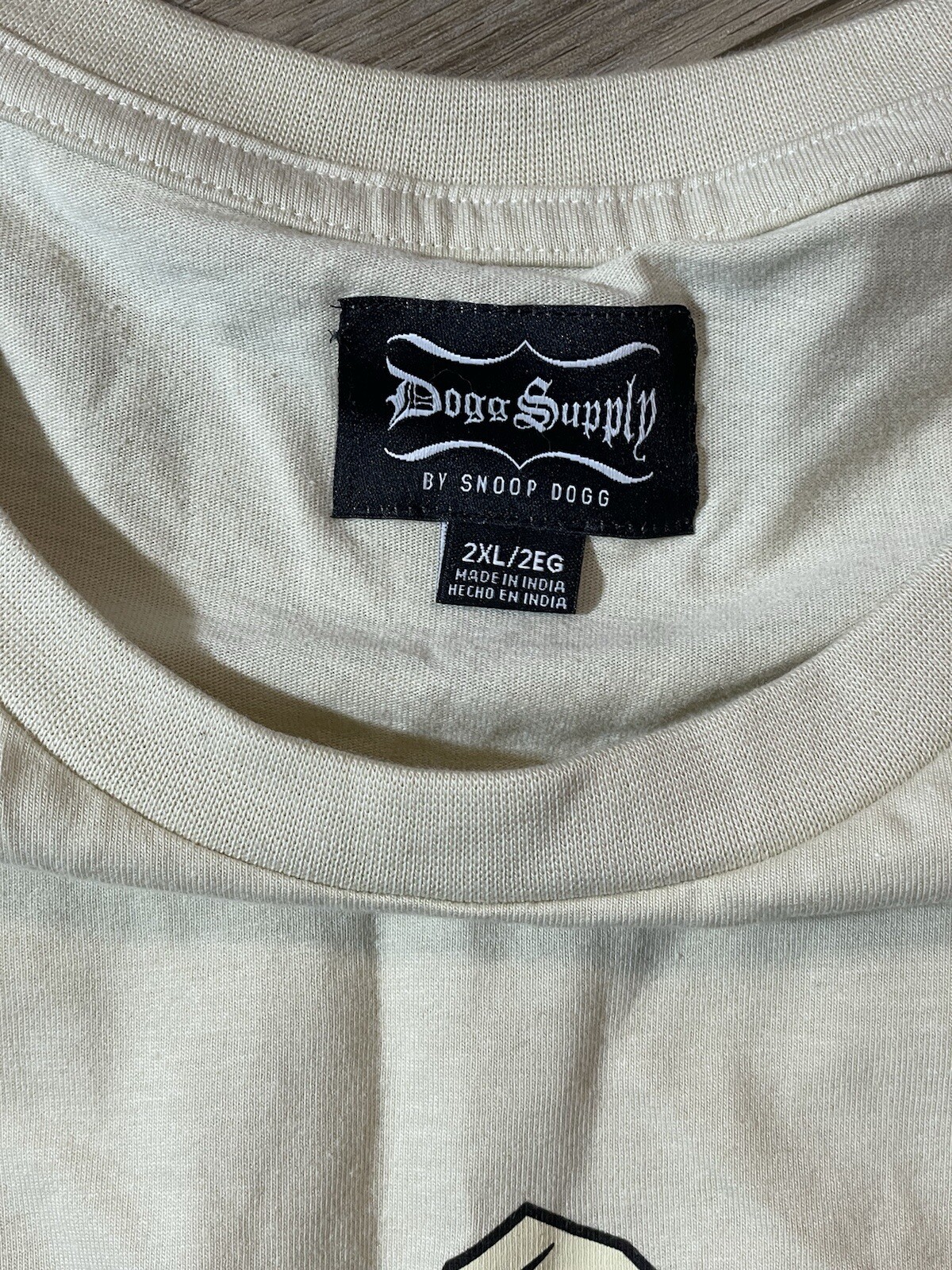 FILA Camicia Dogg Supply by Snoop Dogg Uomo 2XL XXL Avorio Crema Rap Hip Hop Death Row