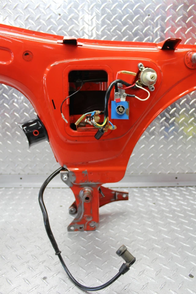 1964 年 YAMAHA TrailmASTER 80 红色框架机箱清洁清晰易注册  — 第 3/4 张图片