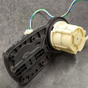 Worx M700 WR142E 68402A Rasenmäher Montage Motor Rad Gebraucht Funktionierend