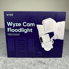 Wyze Cam Floodlight 2600 Lumen LED Wired 1080p HD IP65 Motion Activated