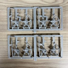8 DUENDES NOCTURNOS WARHAMMER FANTASY 4TA EDICIÓN MONO POSE LANCEROS ARQUEROS