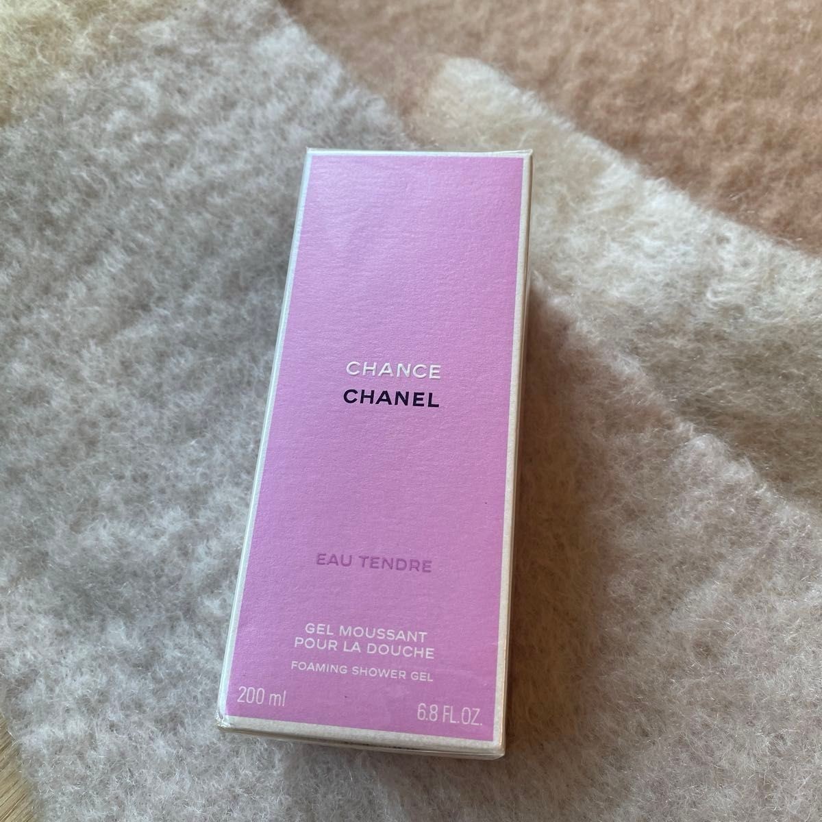 CHANEL CHANCE Eau Tendre シャワージェル200ml CHANEL Chance Eau Tendre Foaming Shower Gel 200ml New Sealed BOX