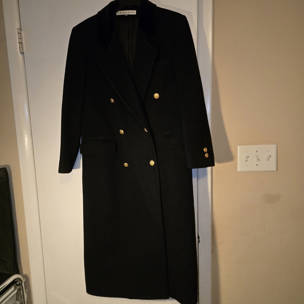 Larry Levine Design Women's Black Wool Blend Long Coat w/Velvet