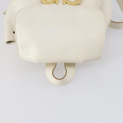 Salvatore Ferragamo Backpack Leather White Gold Auth 154163  display picture 3