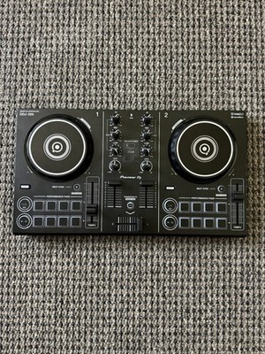 Pioneer DJ DDJ-200 Smart DJ Controller with Power Cords