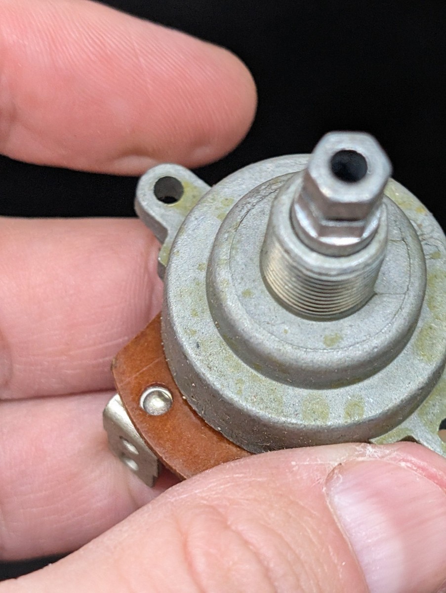 Ｗ．Ｅ GE/Genteq Dual Run HVAC Capacitor 40/5 uf MFD 440VAC