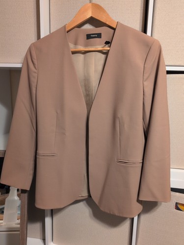 Theory Tan Camel Wool Lindrayia B Blazer  3/4 Sleeves with Pockets Size 6