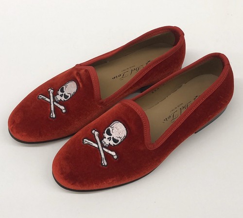 $350 Del Toro Red Velvet Skull Bones 