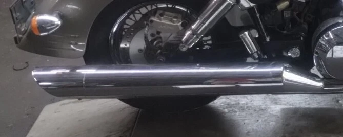 Tubo silenciador escape trasero Honda VTX1800 C 2004 Foto 2 de 4