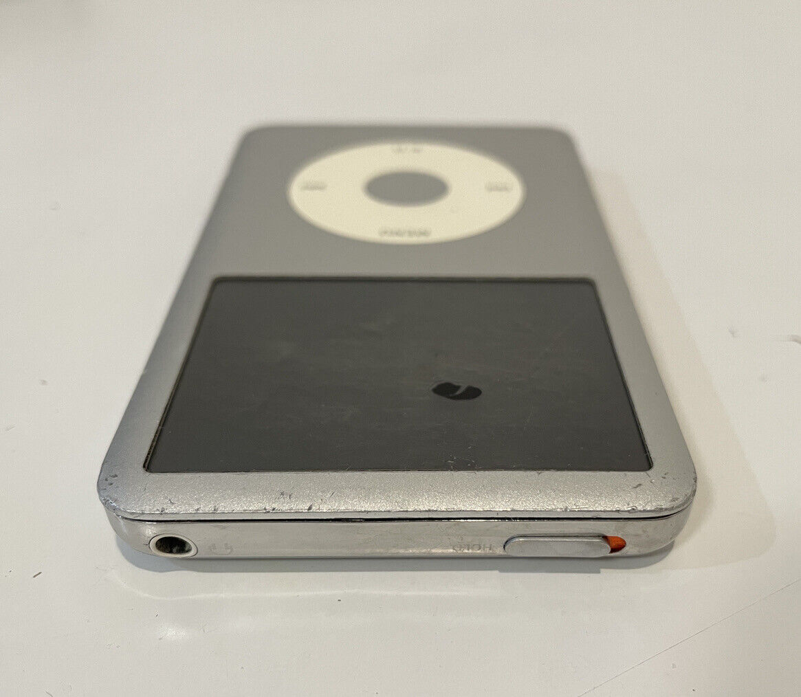 Apple iPod classic 6th Generation Silver (80 GB) Works Great Apple iPod classic 6th Generation Silver (80 GB) Works Great