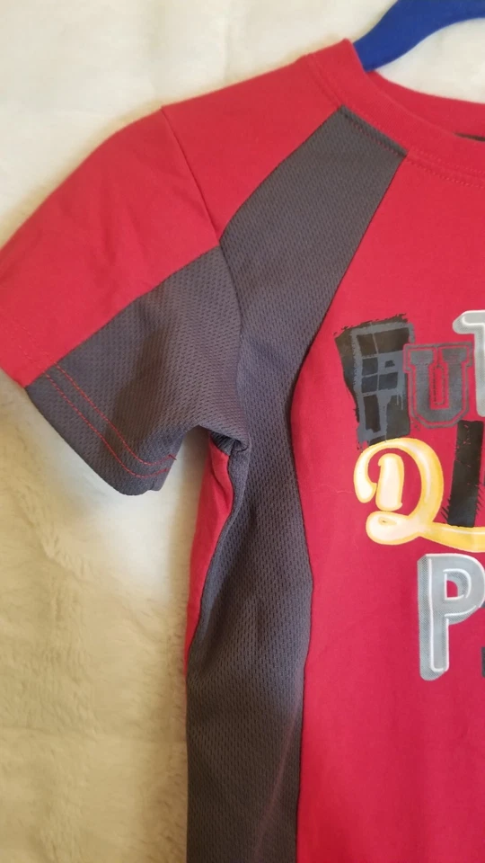 Camiseta FILA para niño "Future Draft Pick" roja + gris tema fútbol talla 5/6 Foto 3 de 4