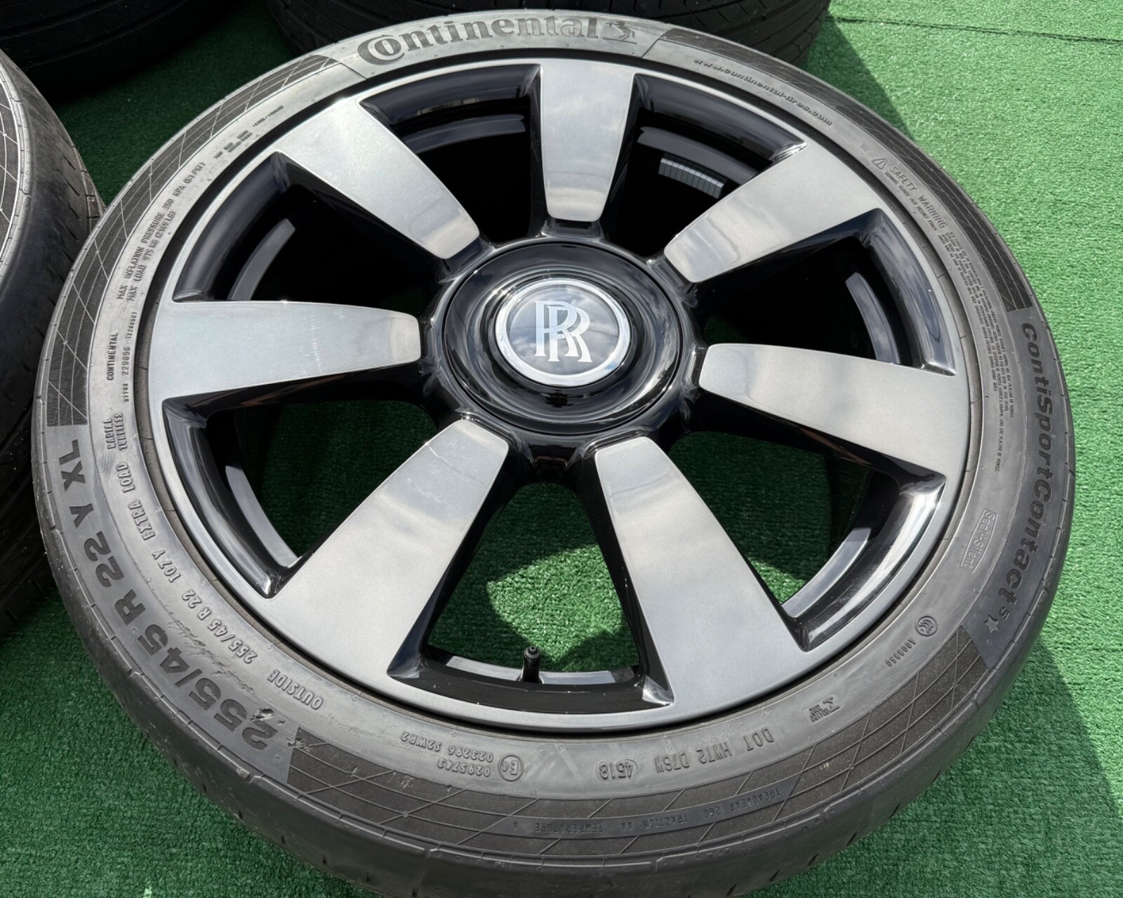 Rolls Royce 22 inch OEM Wheels Tires Caps Cullinan Phantom 8 Set Used VIDEO