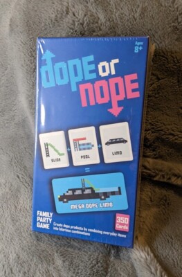 Dope or Nope Familienspaß lustiges urkomisches Partykartenspiel - Wilder Games