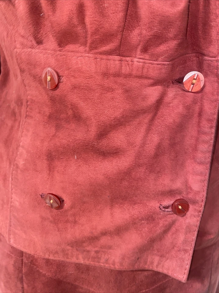 Sibylle Lyn Vintage WOMEN’s RED SUEDE Skirt SUIT Fit & Flare SIZE 6 Small - Image 3 of 4