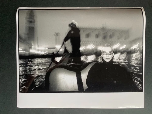 ANNIE LENNOX  -   Rare Original Press Photo by VOLKER HINZ