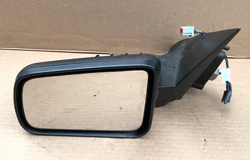 2008-11 Ford FOCUS 1161541 Driver Side View  Power Mirror
